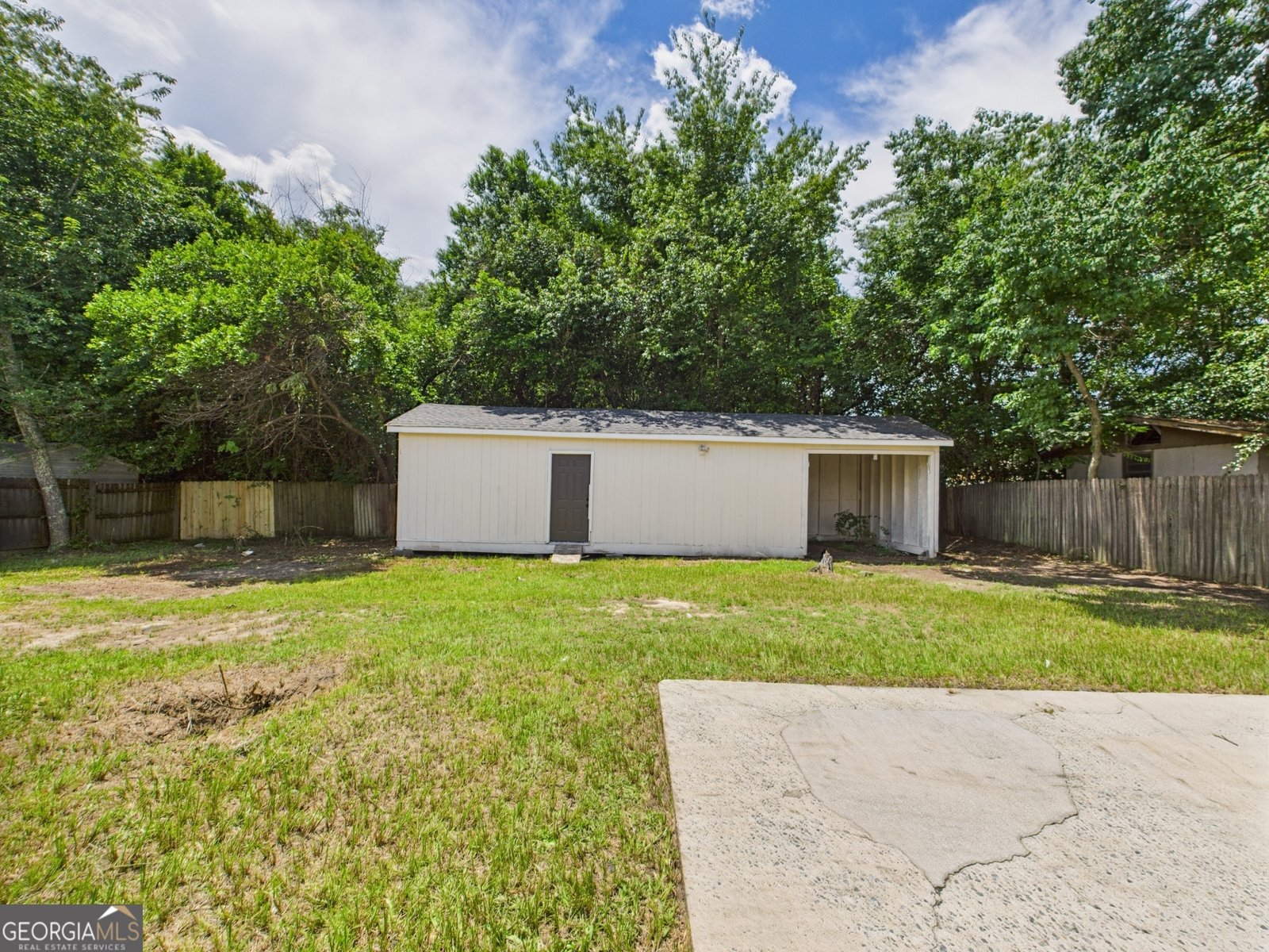 3265 McKay Drive Macon - 24