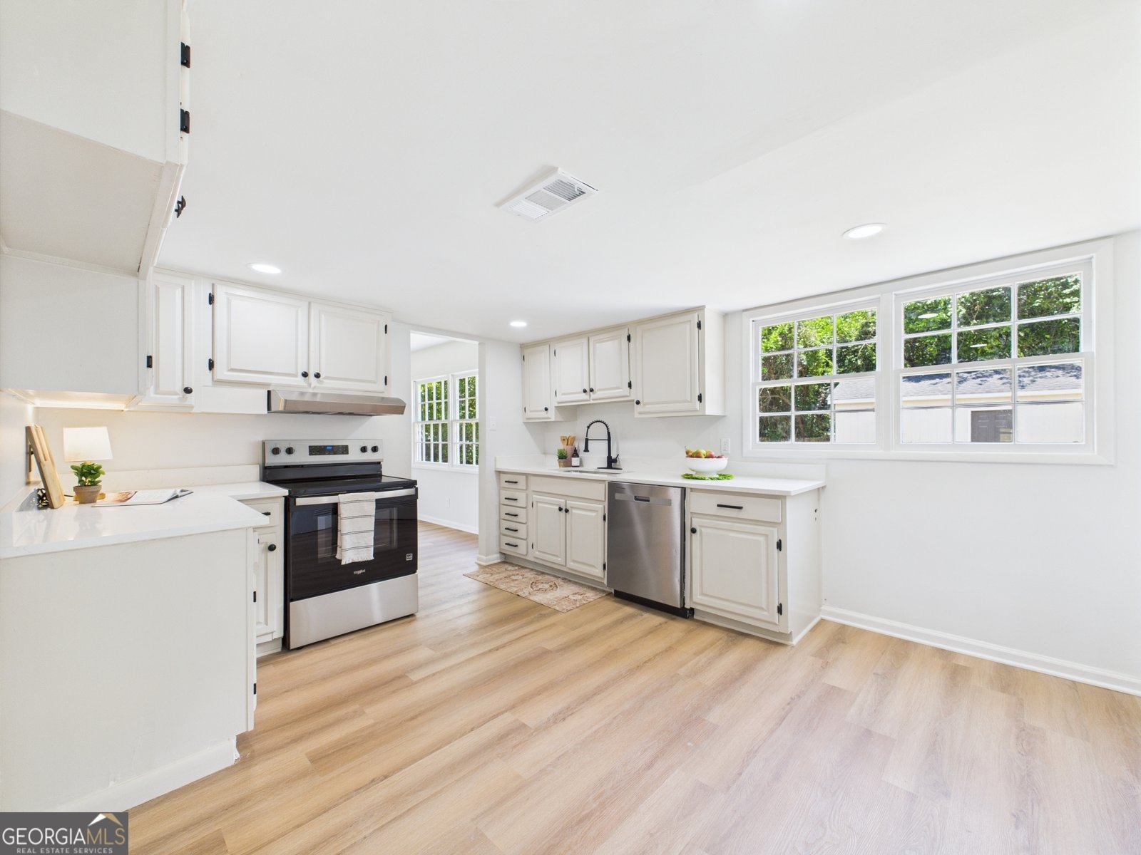 3265 McKay Drive Macon - 8