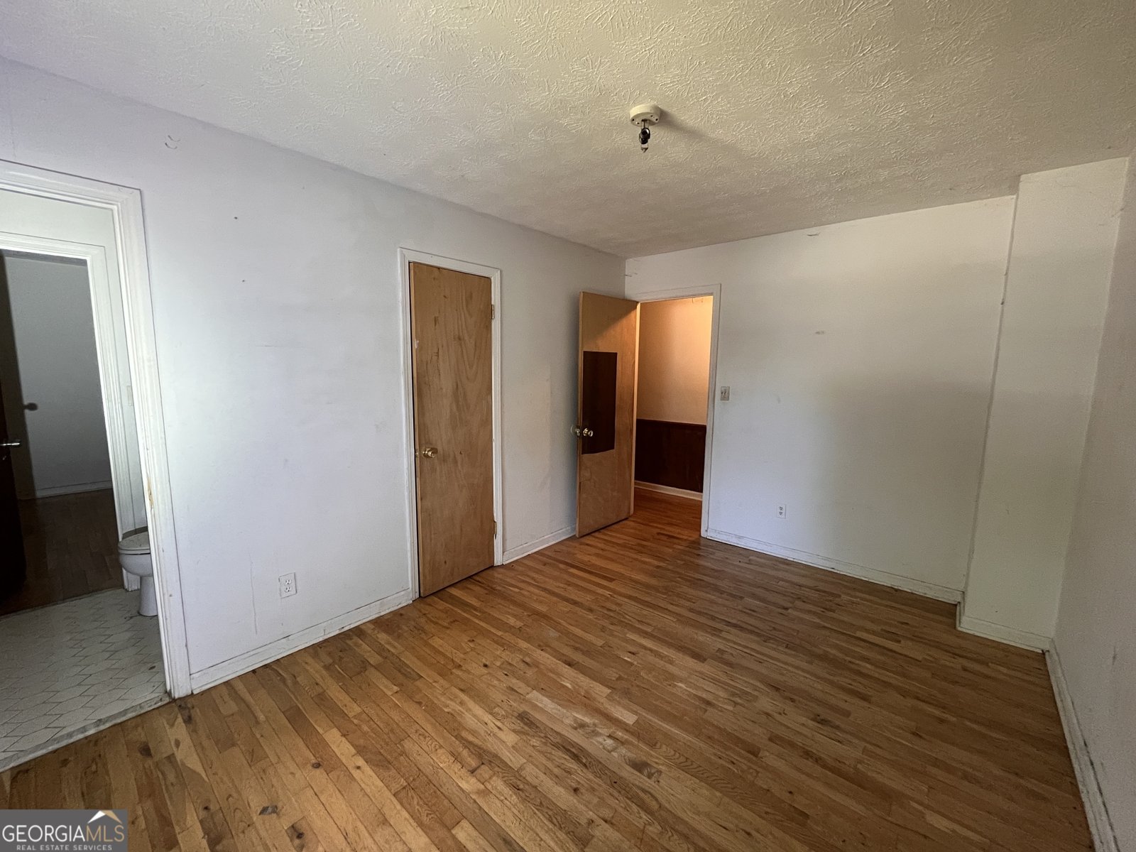 7336 Camelot Court Riverdale - 10