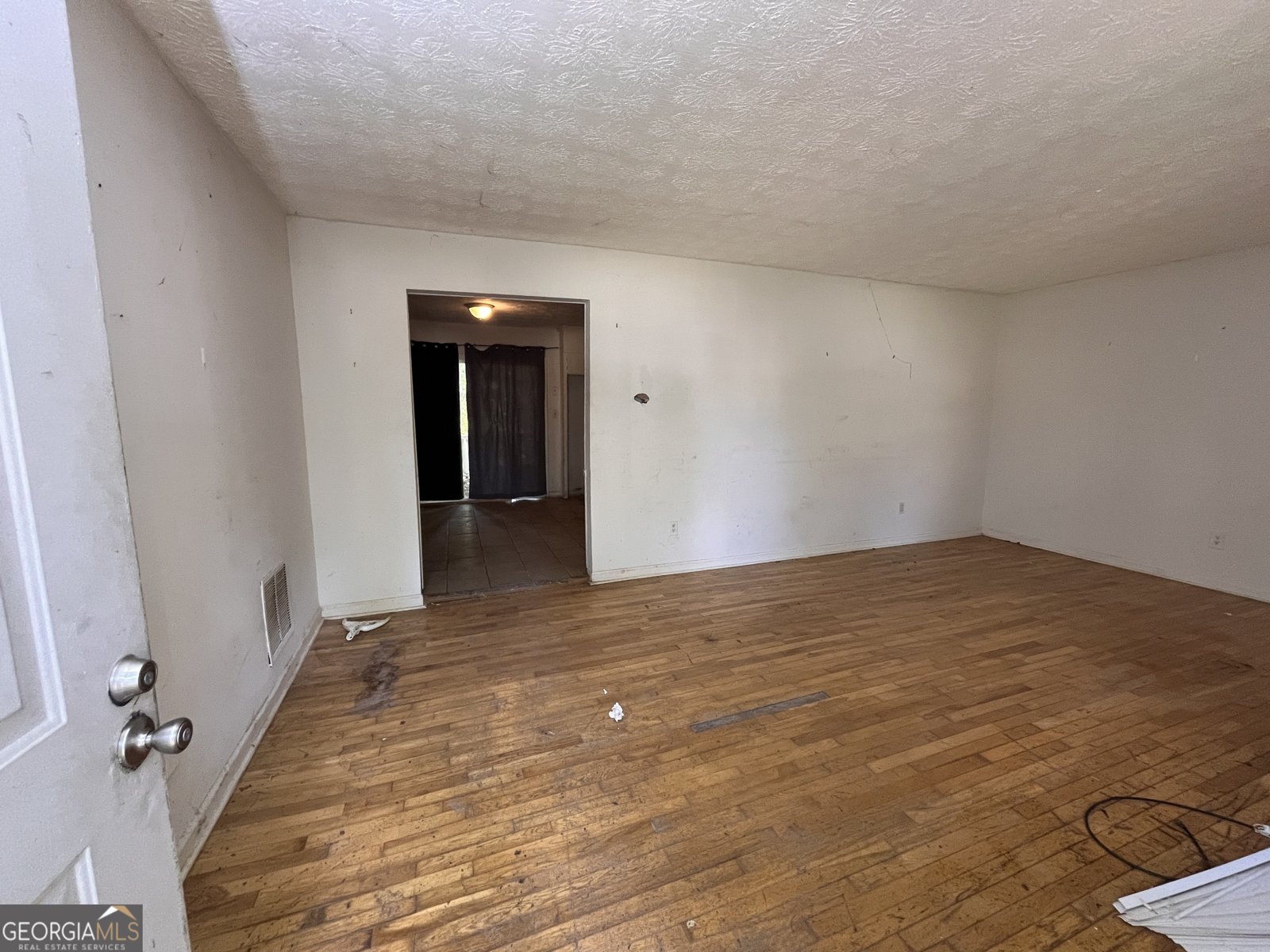 7336 Camelot Court Riverdale - 4