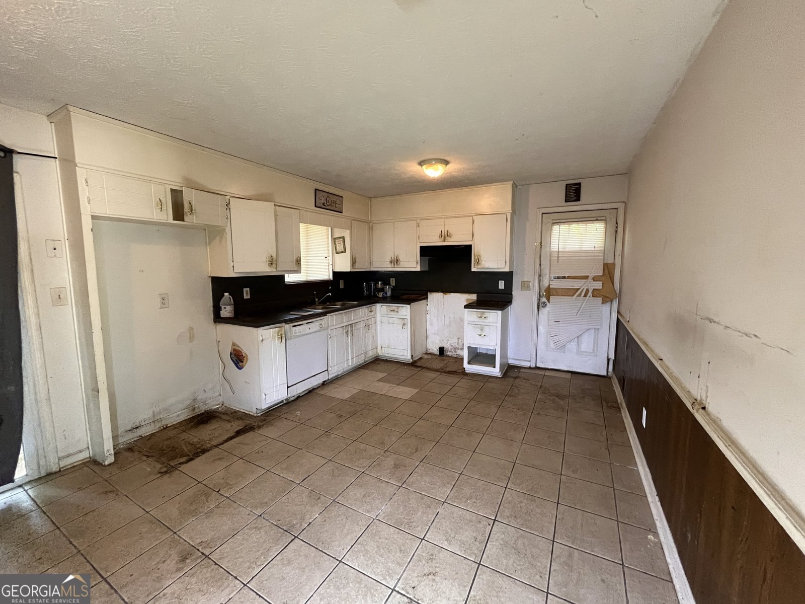 7336 Camelot Court Riverdale - 6