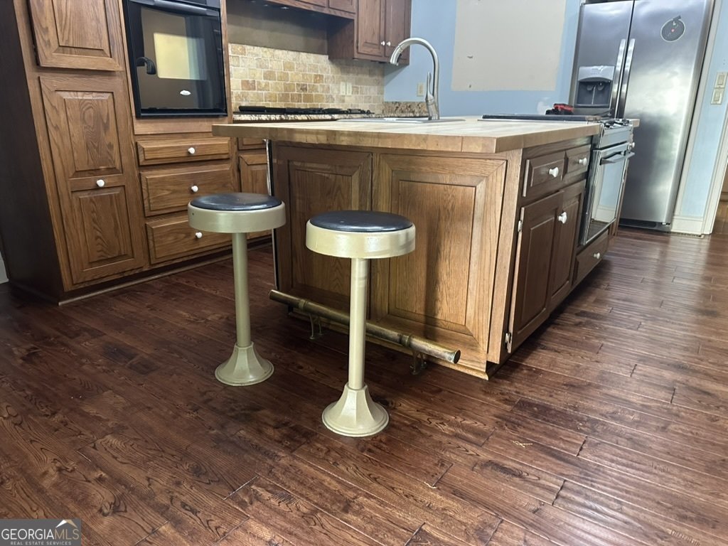 2812 Highway 16 Sharpsburg - 55