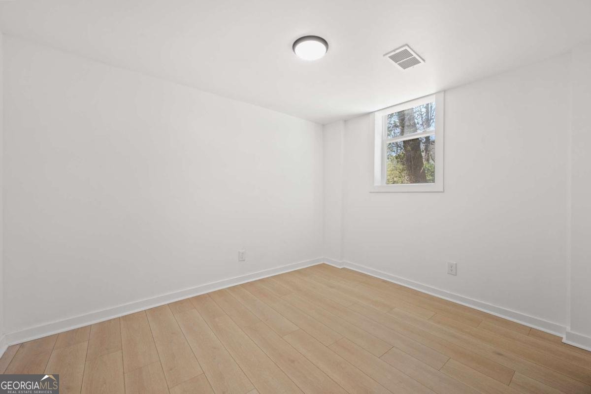 2277 Cloverdale Drive Atlanta - 12