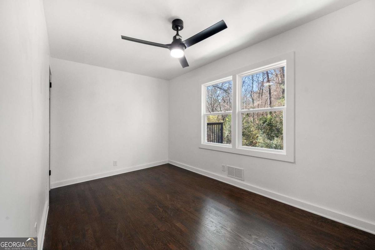 2277 Cloverdale Drive Atlanta - 9