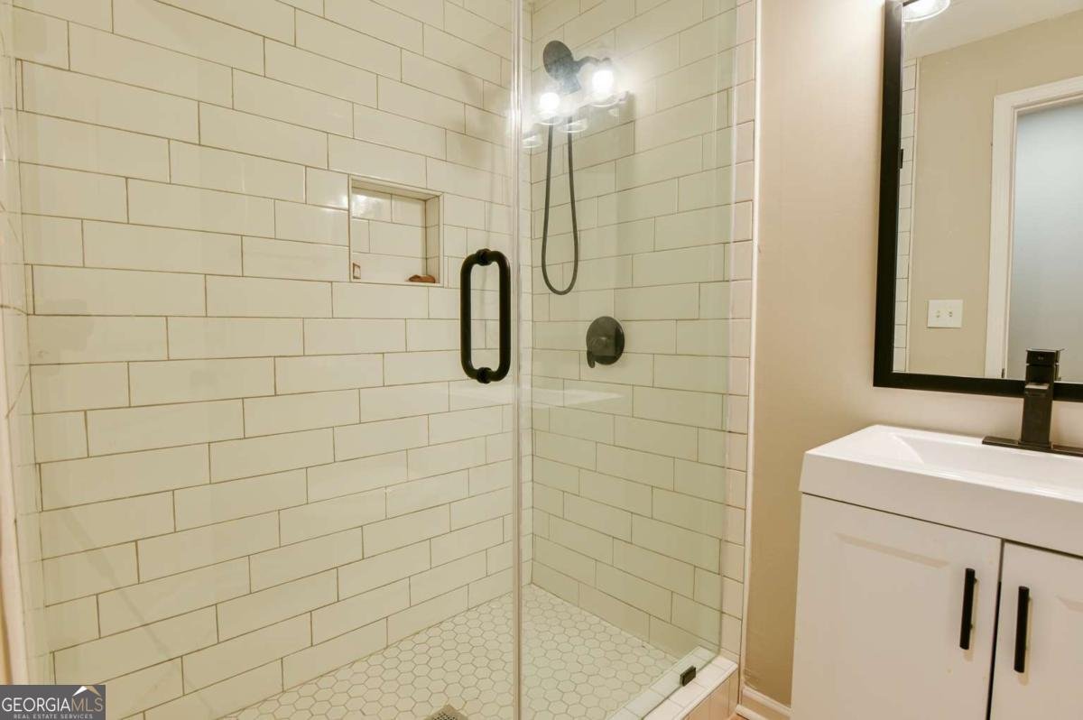 4742 West Drive Forest Park - 21