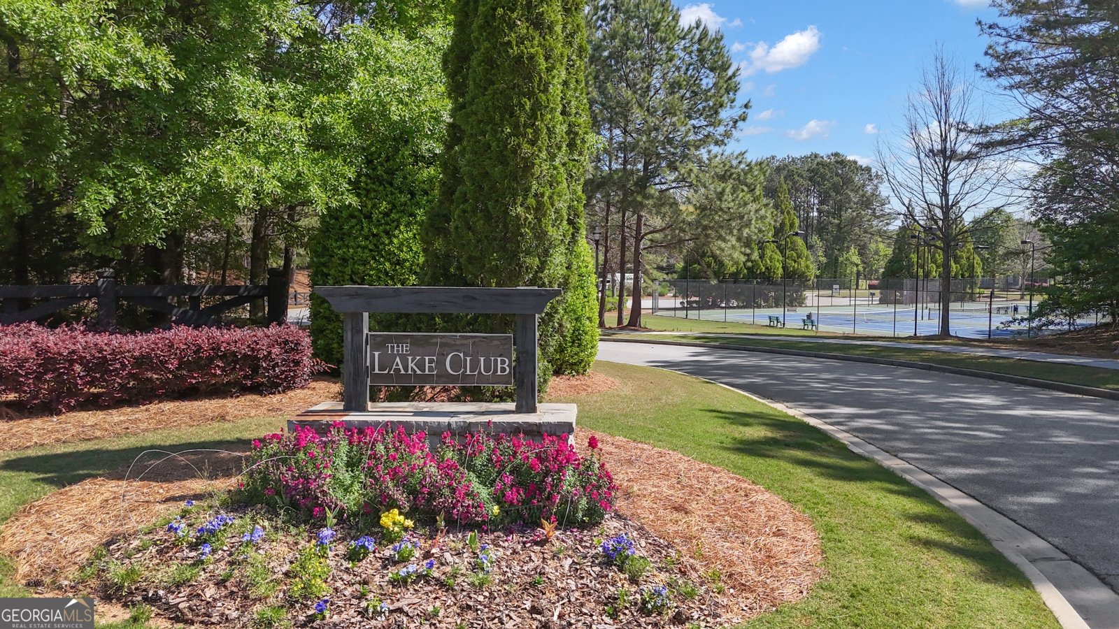 310 Discovery Lake Drive Fayetteville - 60