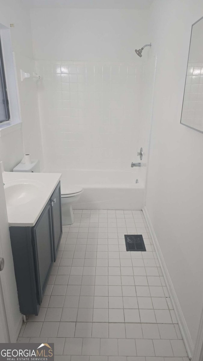 5849 Trent Walk Drive Lithonia - 23