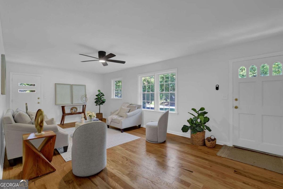 2483 Crockett Drive Marietta - 4