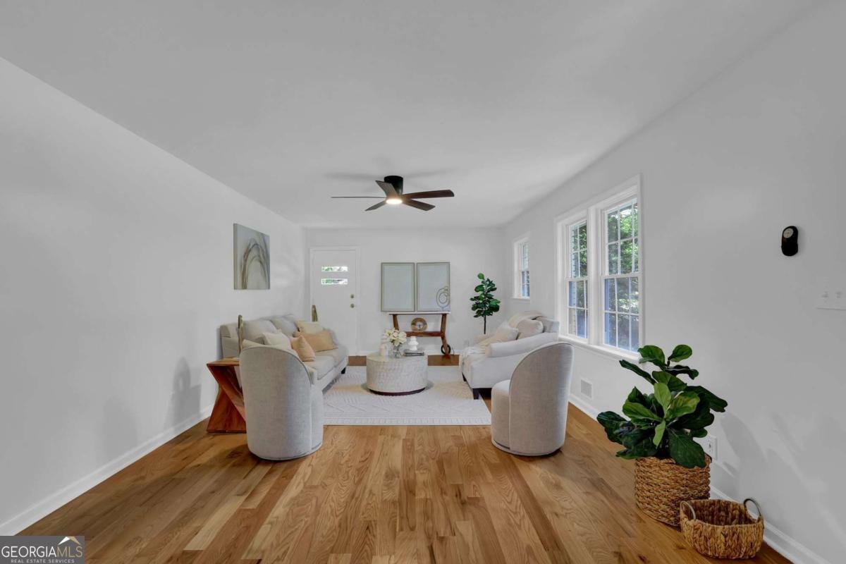 2483 Crockett Drive Marietta - 6