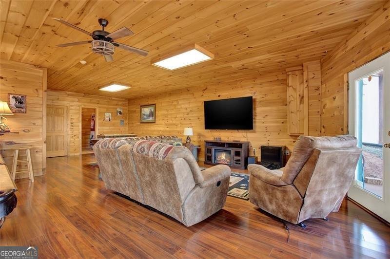 520 SUNROCK MOUNTAIN Road Blue Ridge - 46