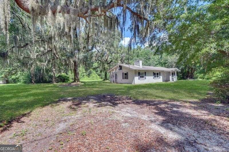 133 Glover (includes 137 & 141 Glover Dr) Drive Brunswick - 31