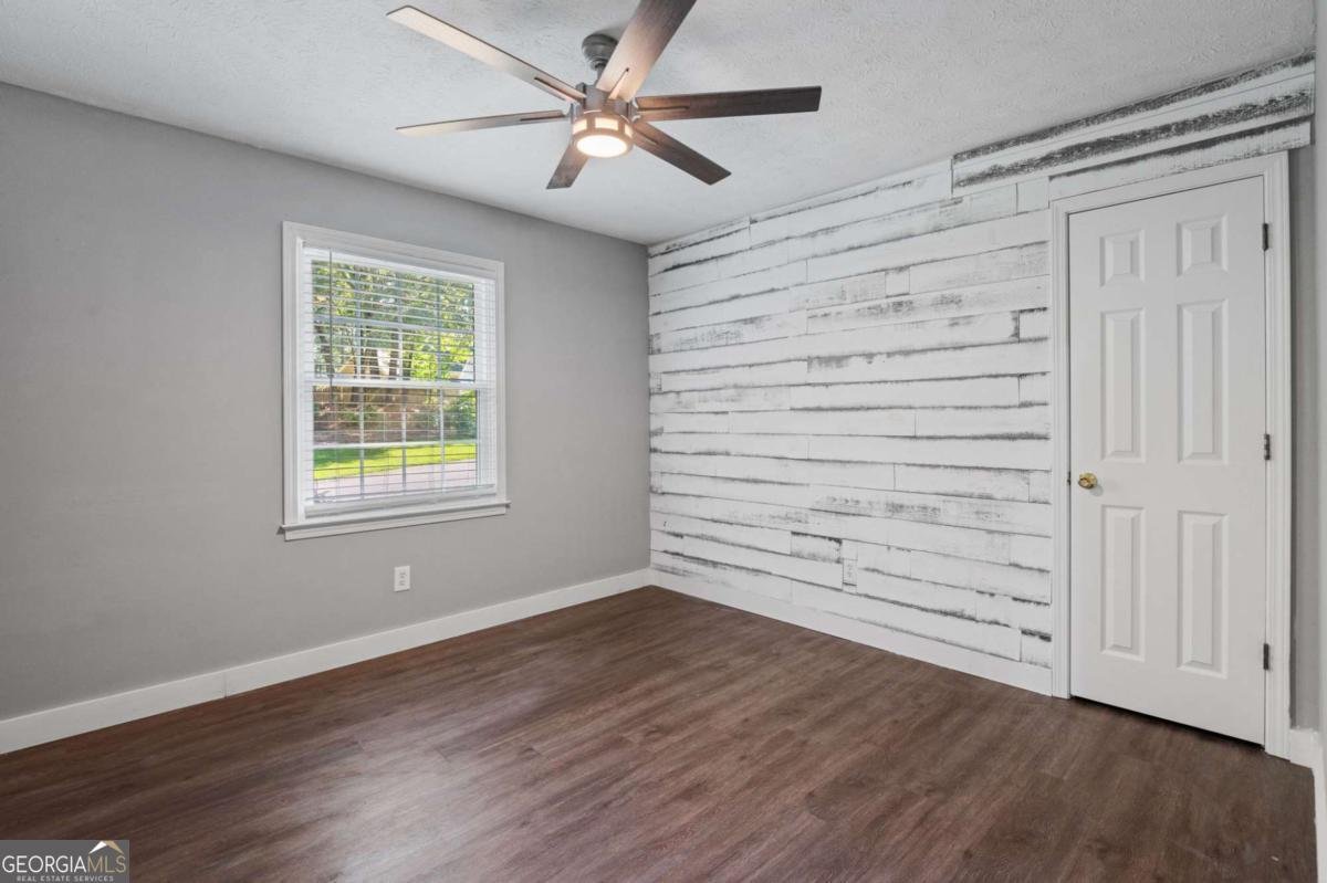 4848 Helga Way Woodstock - 9