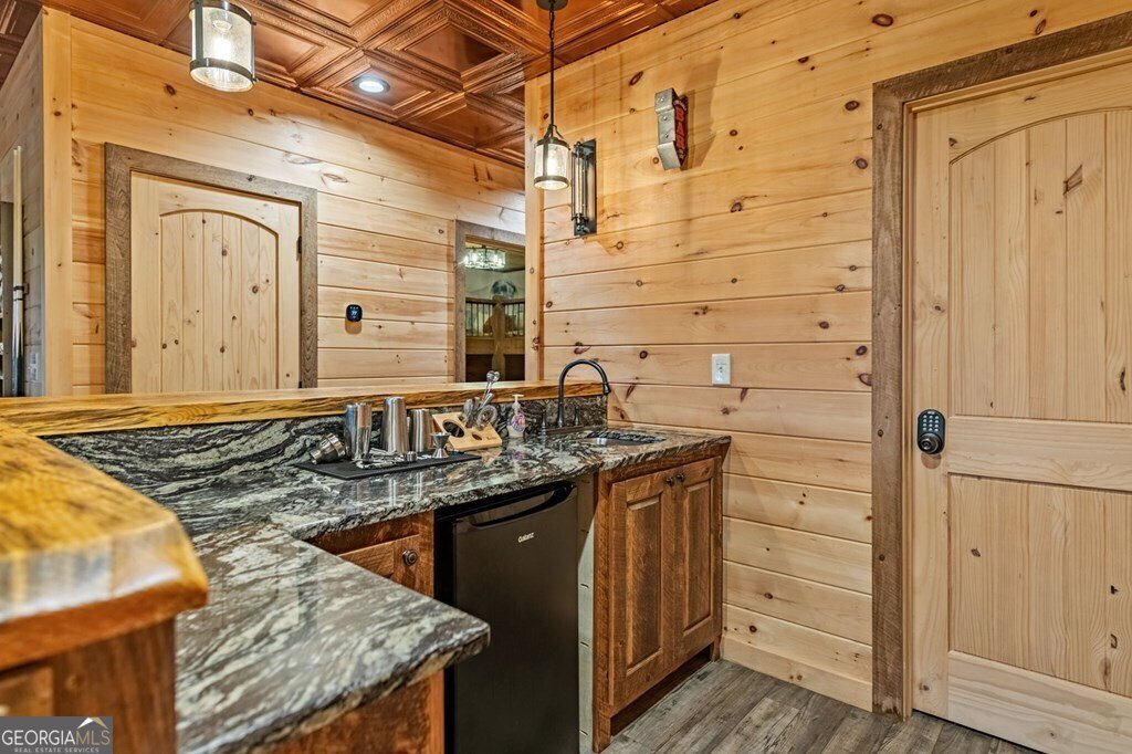 66 Valley Overlook Drive Cherry Log - 1
