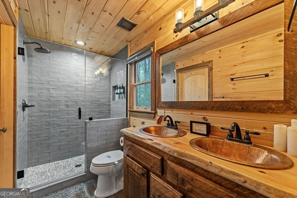 66 Valley Overlook Drive Cherry Log - 36