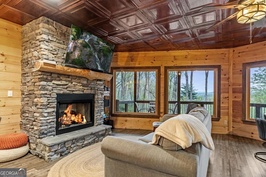 66 Valley Overlook Drive Cherry Log - 39