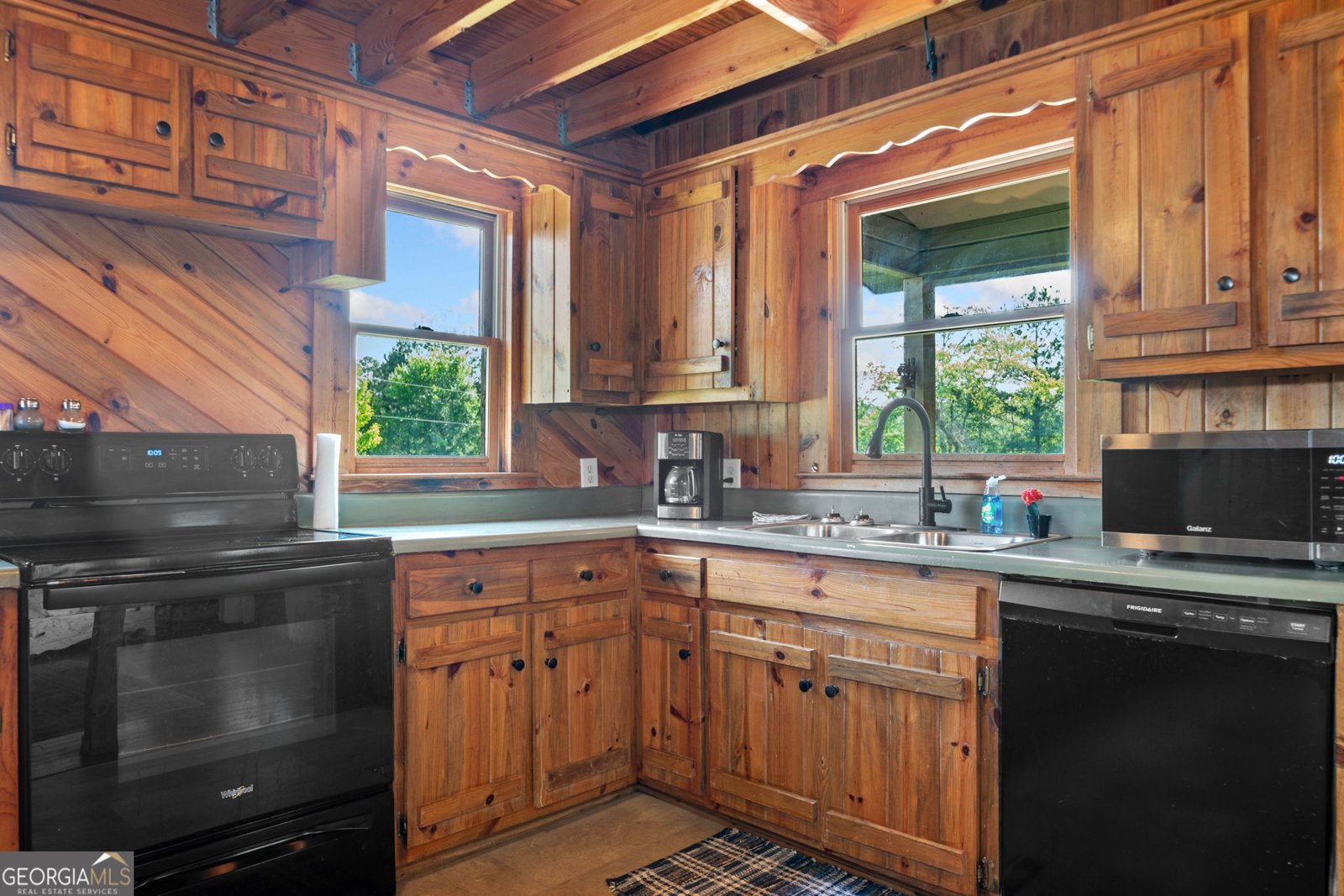 1594 Goswick Road Chatsworth - 10