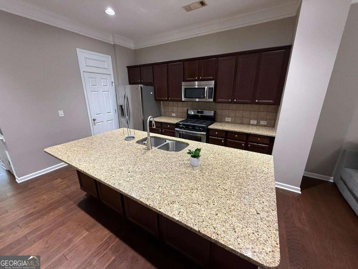 1749 Breyerton Drive Atlanta - 12