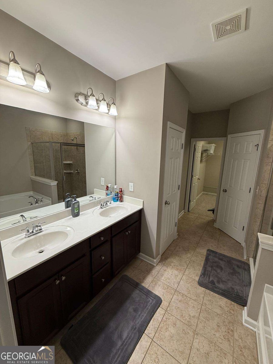 1749 Breyerton Drive Atlanta - 16