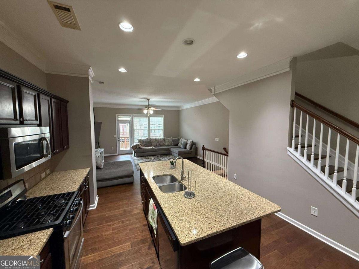 1749 Breyerton Drive Atlanta - 3