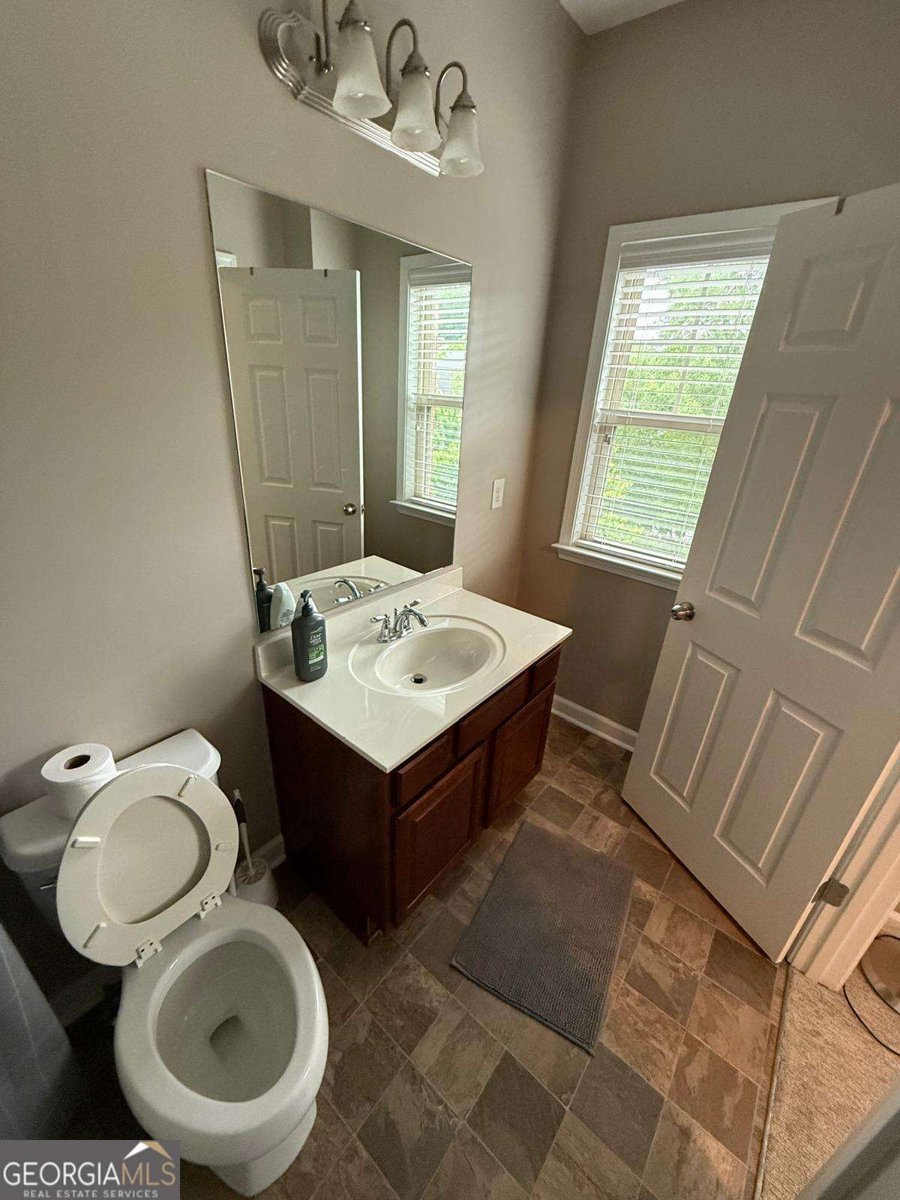 1749 Breyerton Drive Atlanta - 31