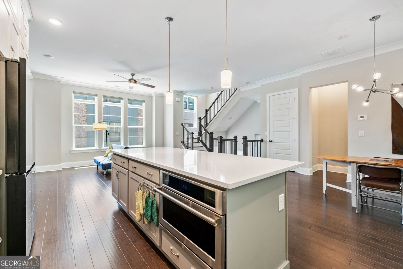 597 Broadview Place Atlanta - 2