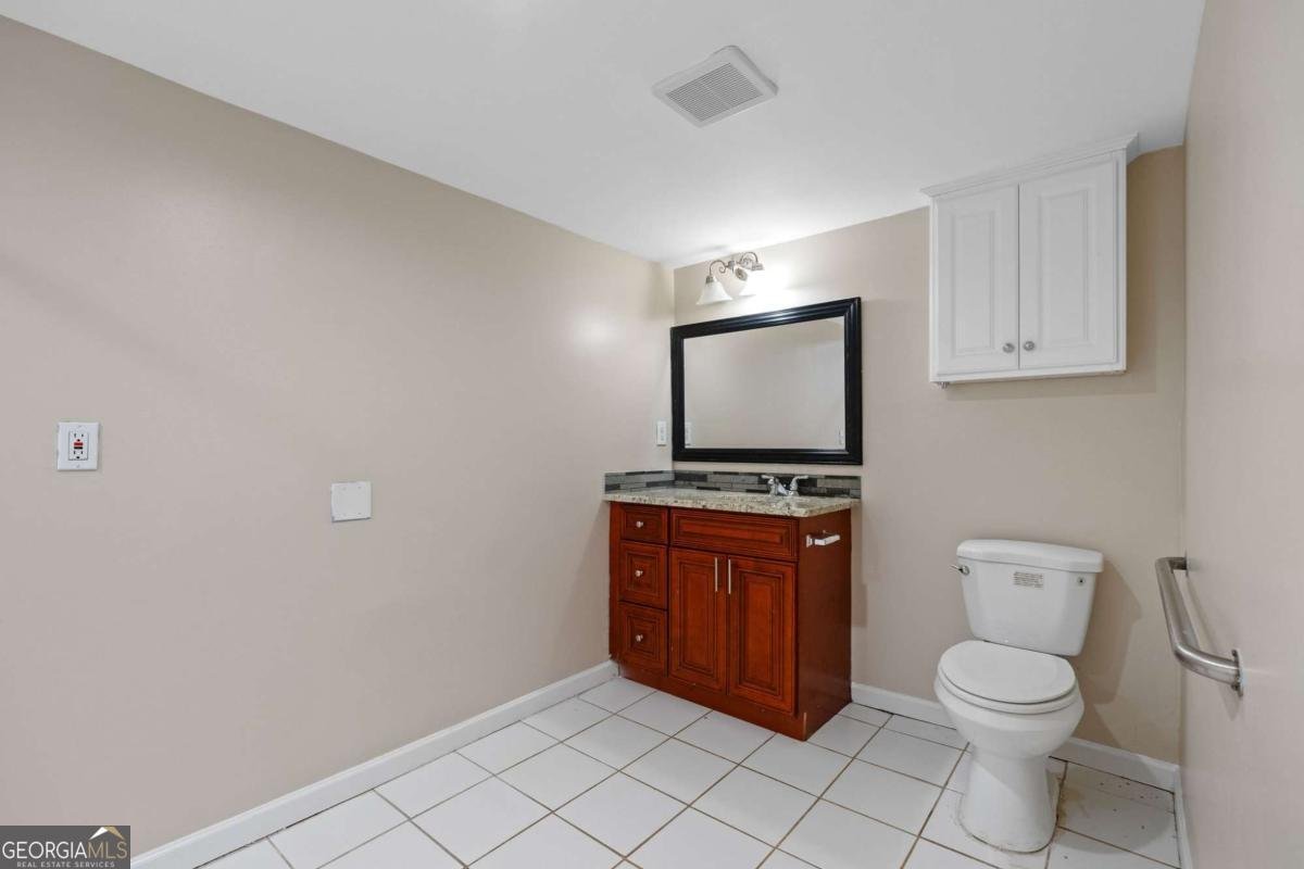 81 Cedar Valley Drive Kennesaw - 24