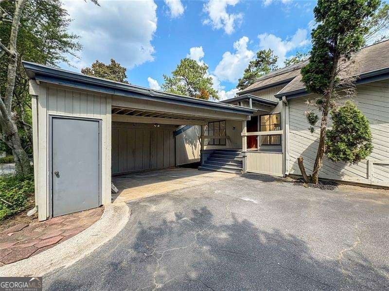 4964 Ellipse Drive Marietta - 1