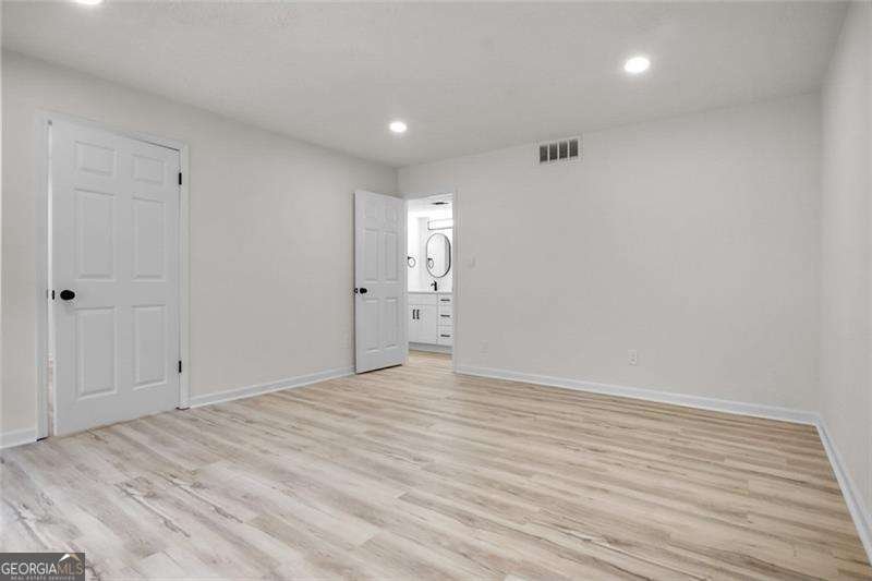 4964 Ellipse Drive Marietta - 13
