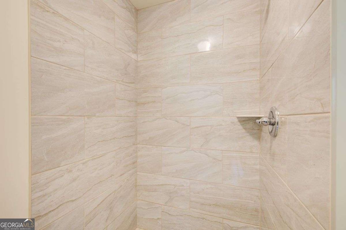 5172 Charlemagne Way Lilburn - 17