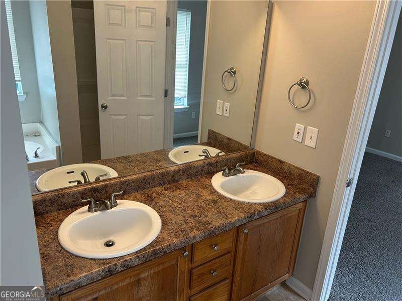 3968 Old Lantern Drive Lithonia - 17