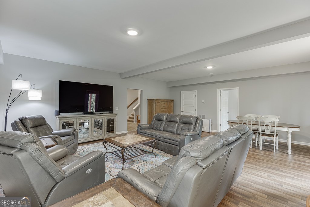 237 Oakwood Drive Commerce - 39