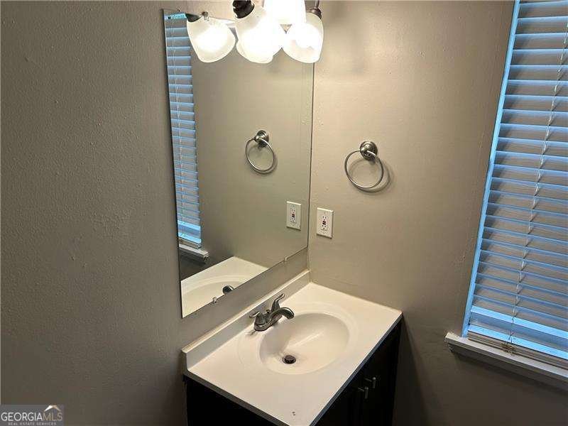 939 Lake Drive Court Stone Mountain - 14