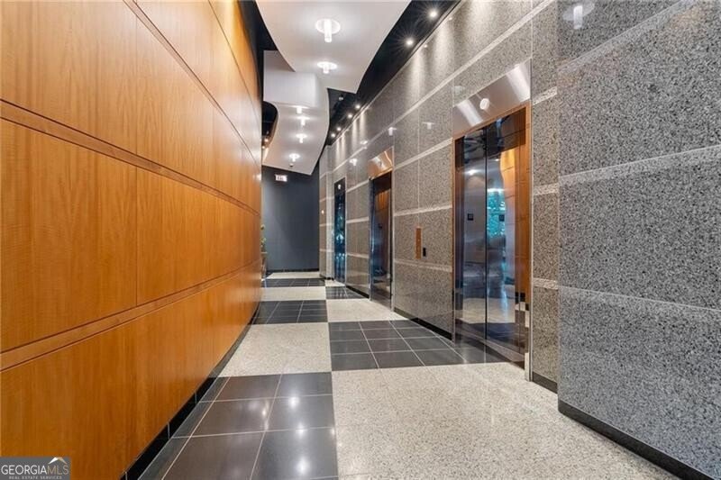 3338 Peachtree Road Atlanta - 35