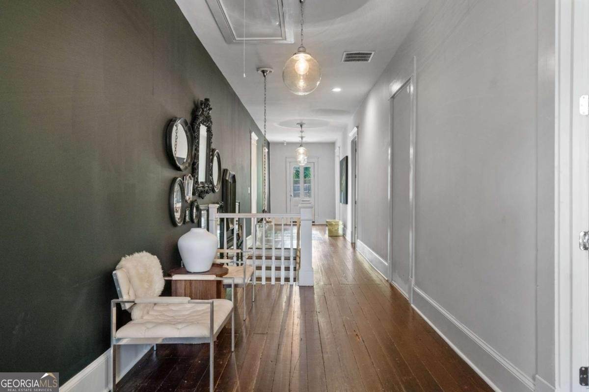 1043 METROPOLITAN Parkway Atlanta - 48