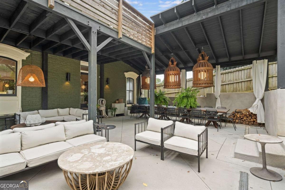 1043 METROPOLITAN Parkway Atlanta - 72