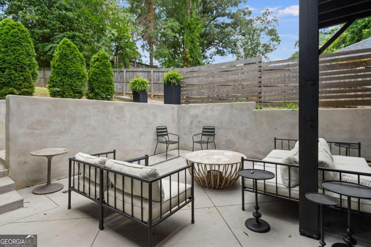 1043 METROPOLITAN Parkway Atlanta - 74