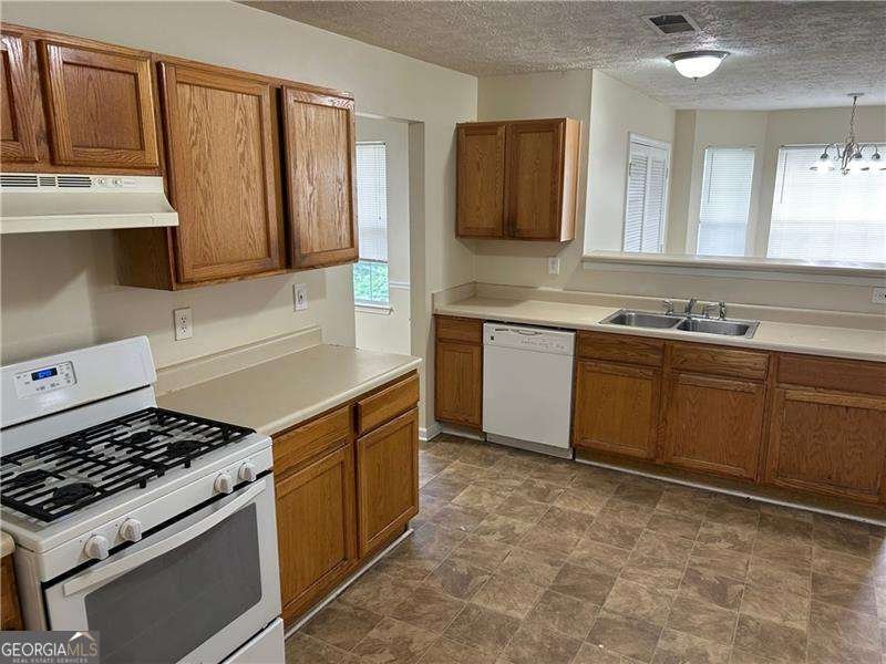 5696 Wellborn Creek Drive Lithonia - 4