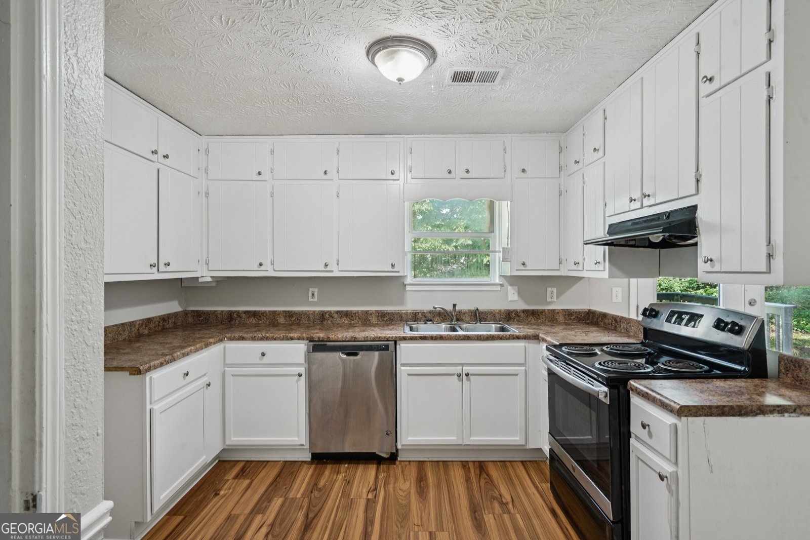 3585 Royal Court Snellville - 9