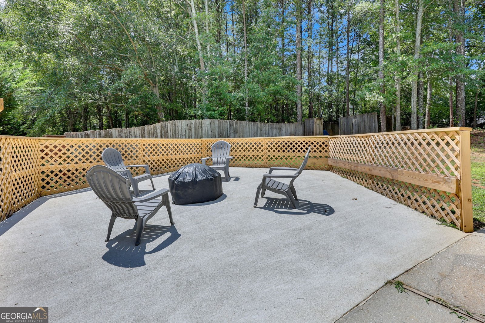 32 St. Ives Circle Winder - 10