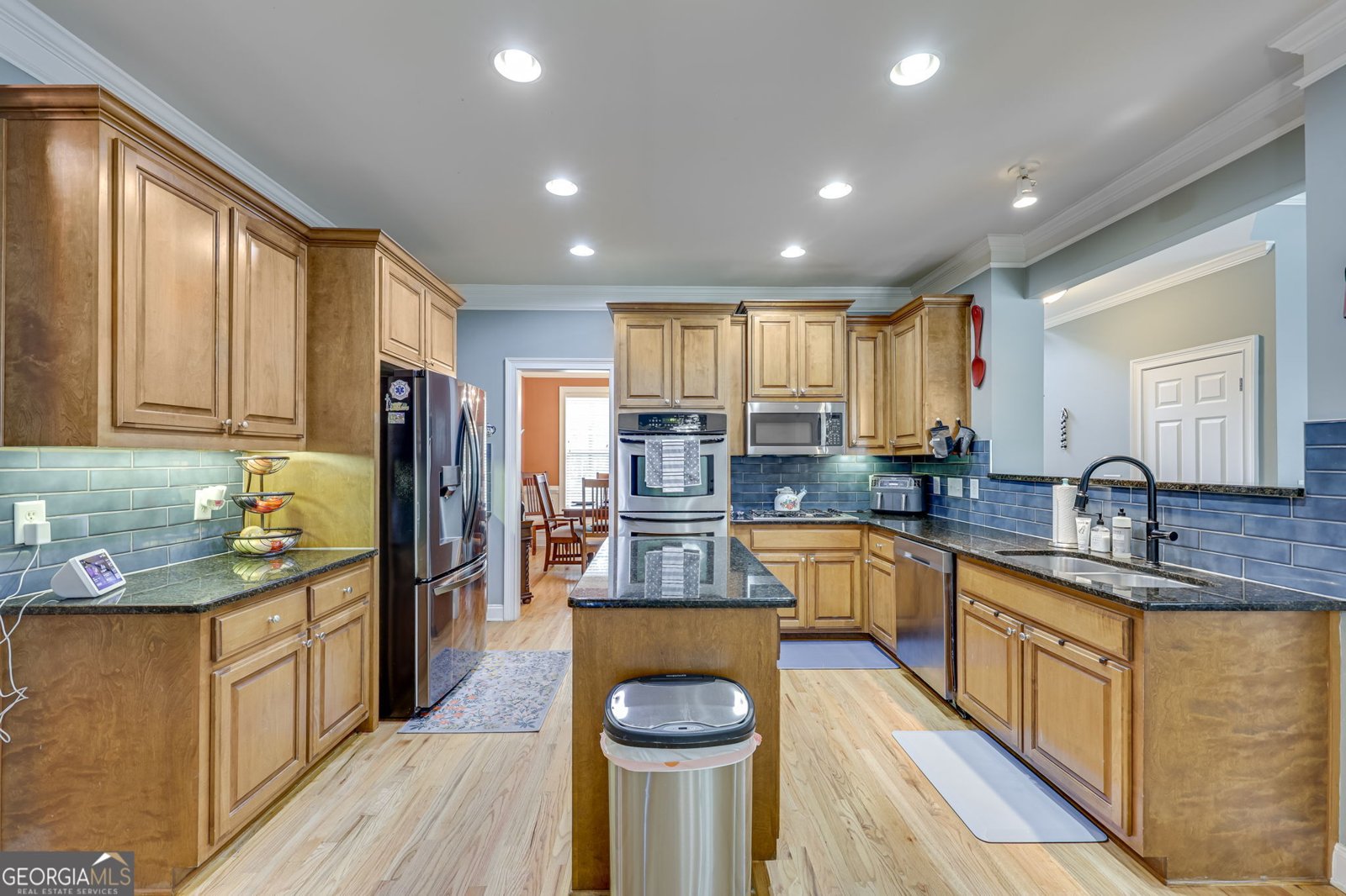 32 St. Ives Circle Winder - 22