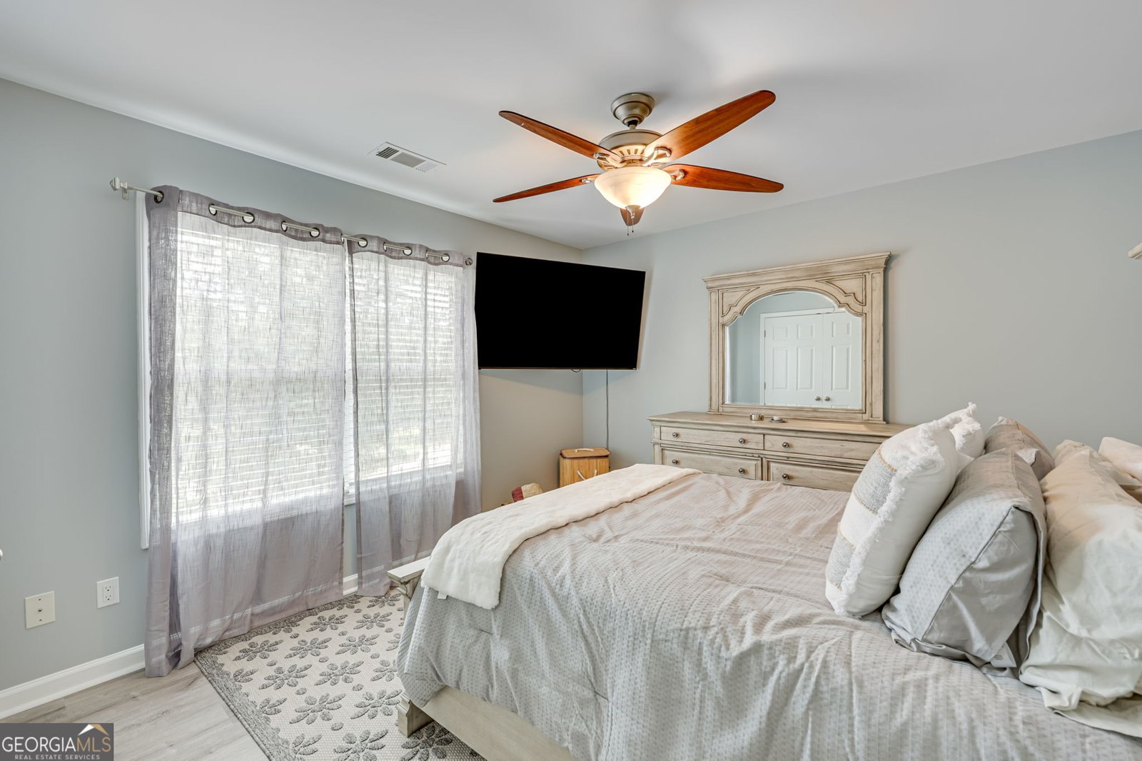 32 St. Ives Circle Winder - 29