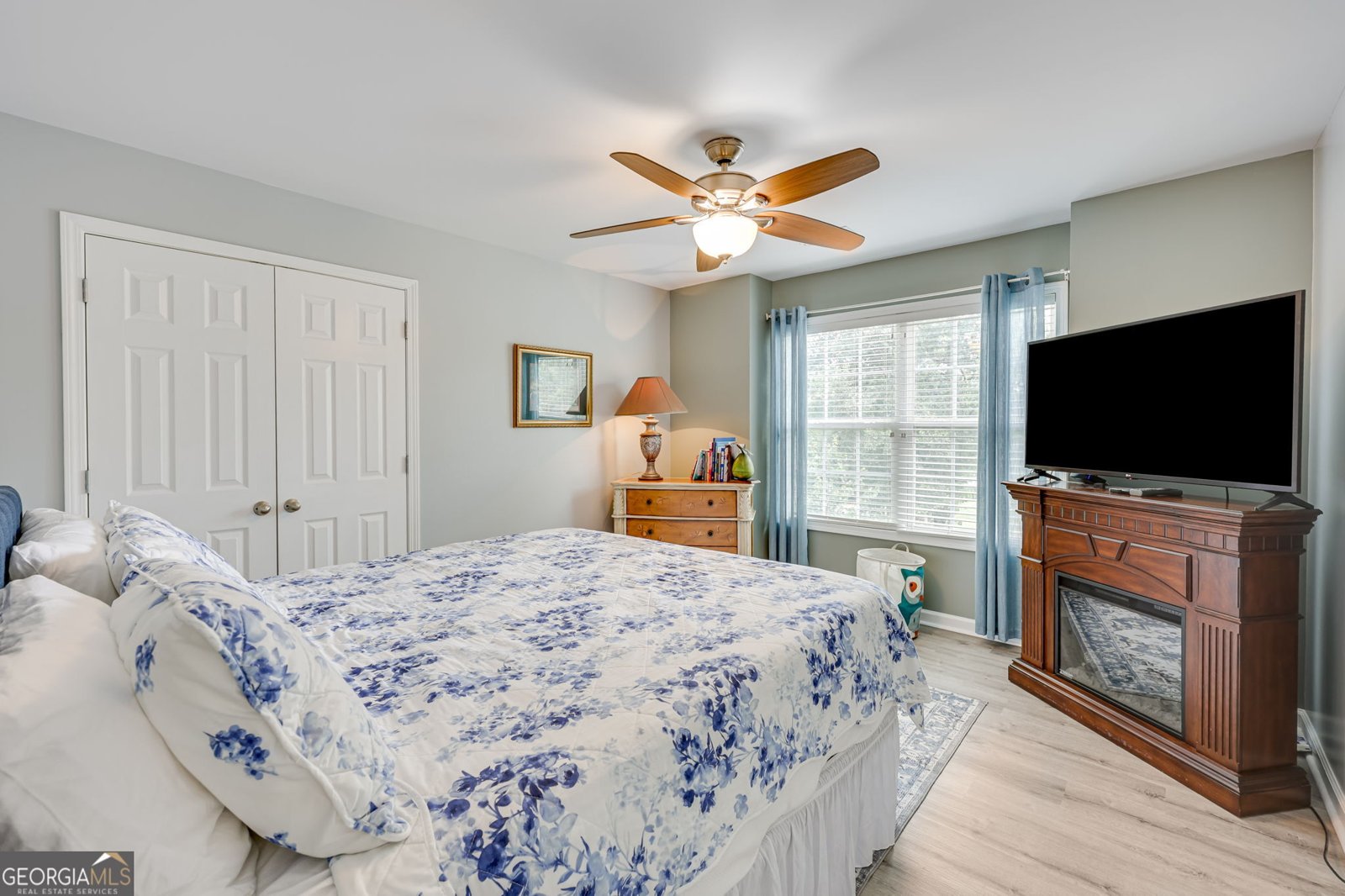 32 St. Ives Circle Winder - 34