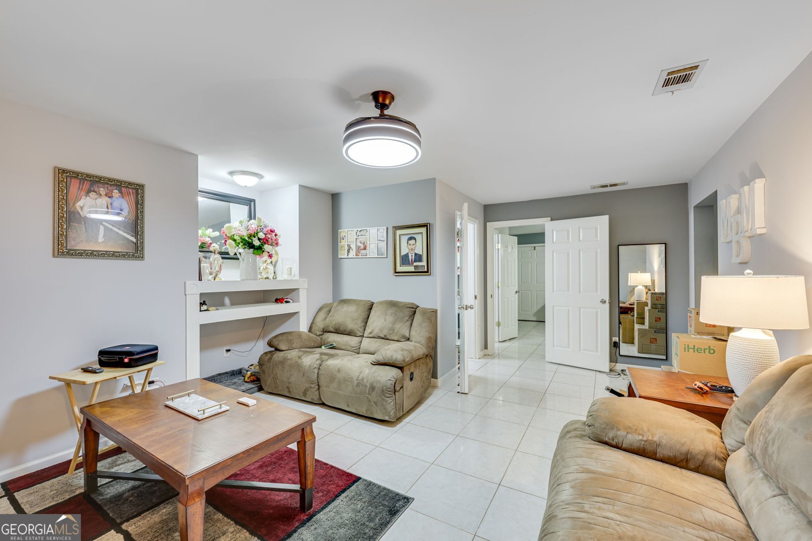 32 St. Ives Circle Winder - 43