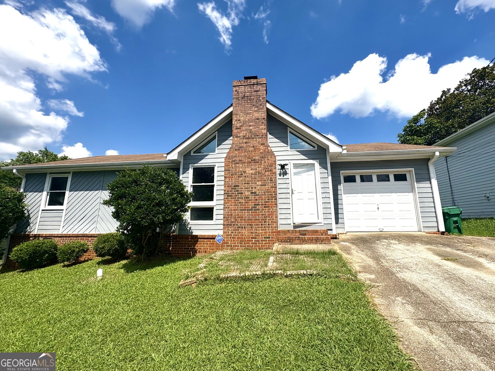 2073 Marbut Lane Lithonia - 1