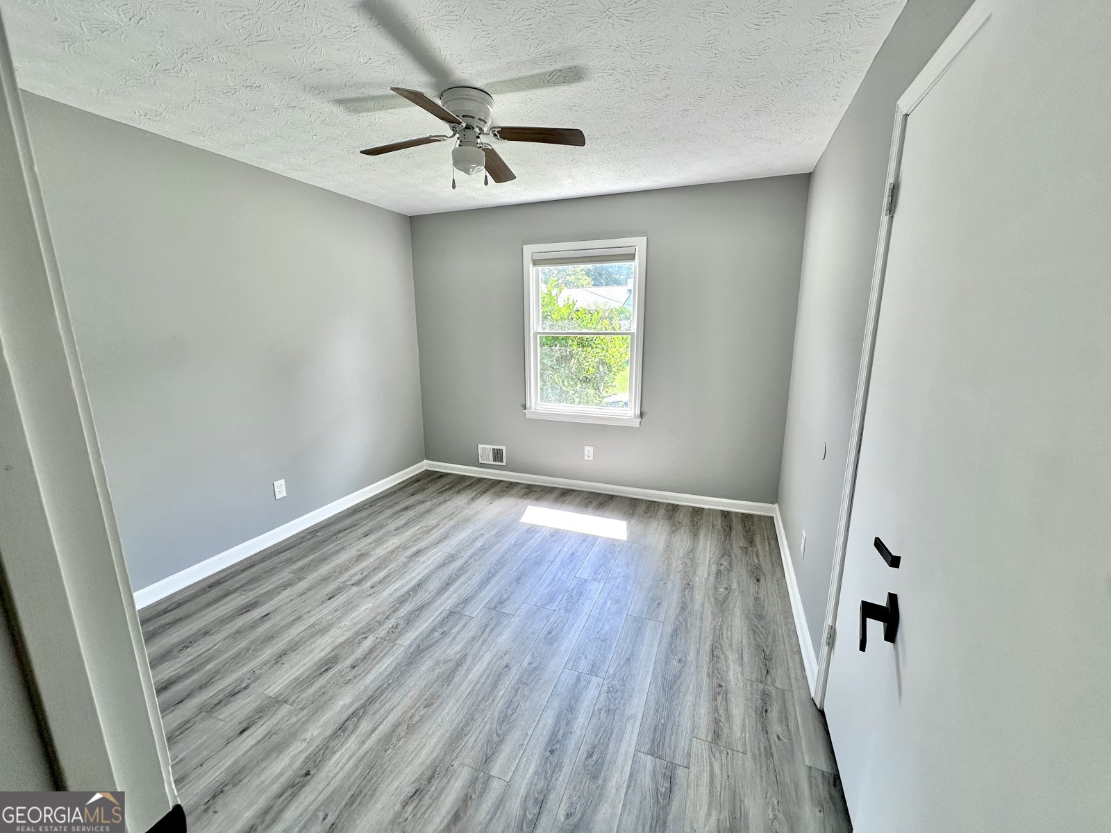 2073 Marbut Lane Lithonia - 8