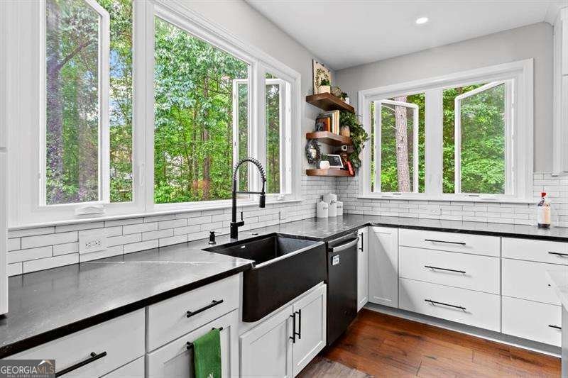 1297 Ashworth Avenue Marietta - 21