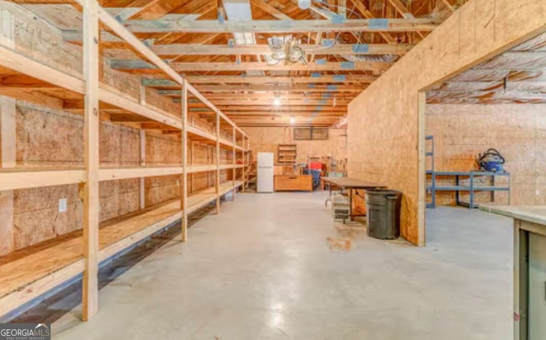 18 Adair Drive Taylorsville - 40