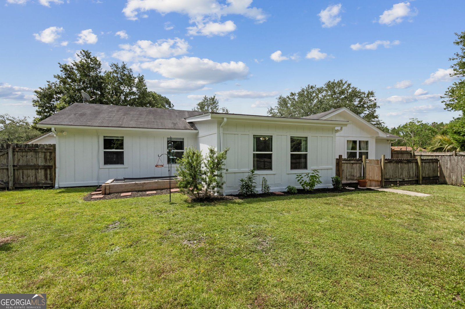 311 Briarwood Circle Kingsland - 58