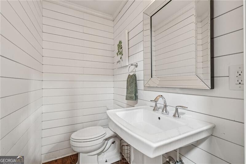 5349 Forest Springs Drive Dunwoody - 10