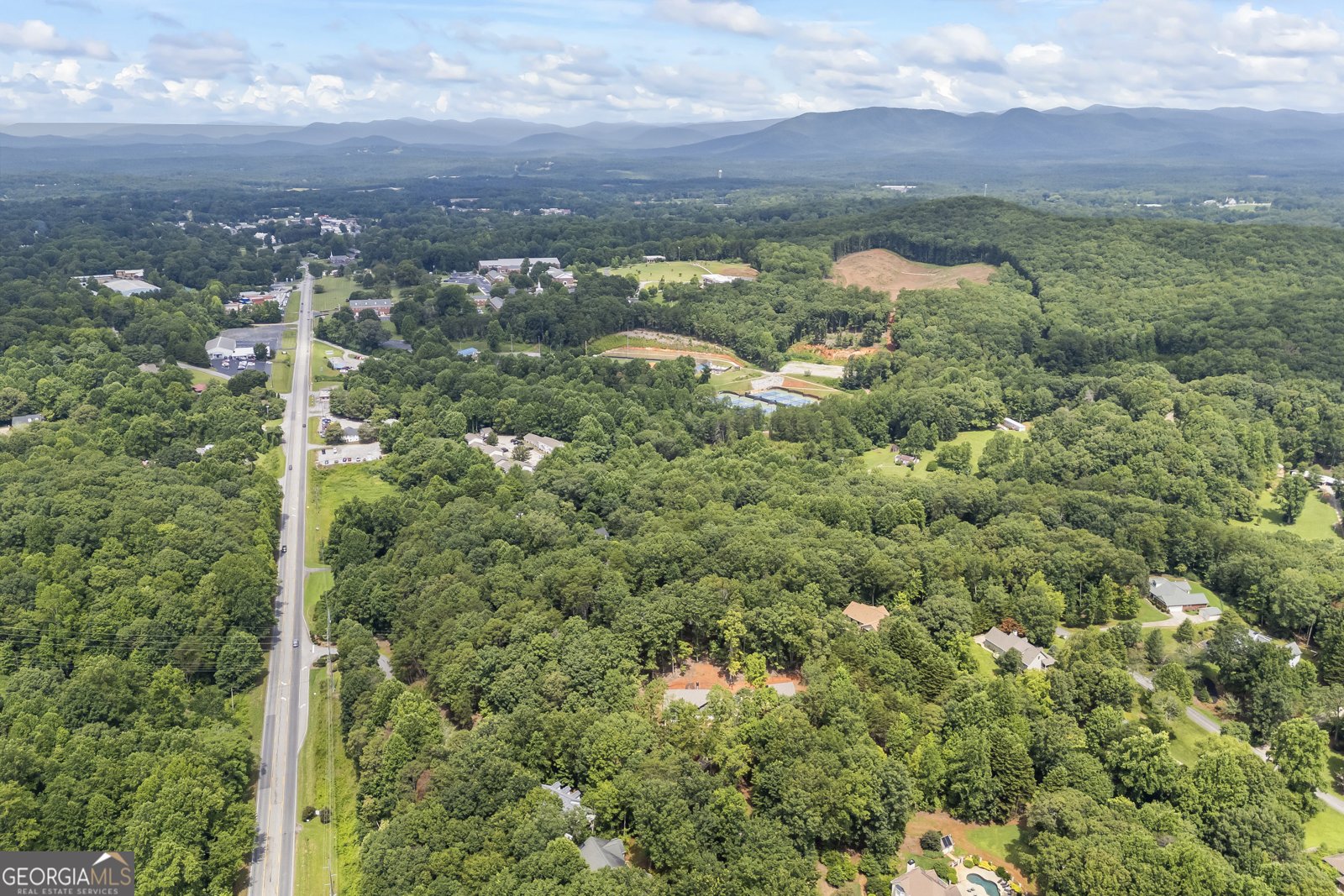 579 Willows Drive Cleveland - 65
